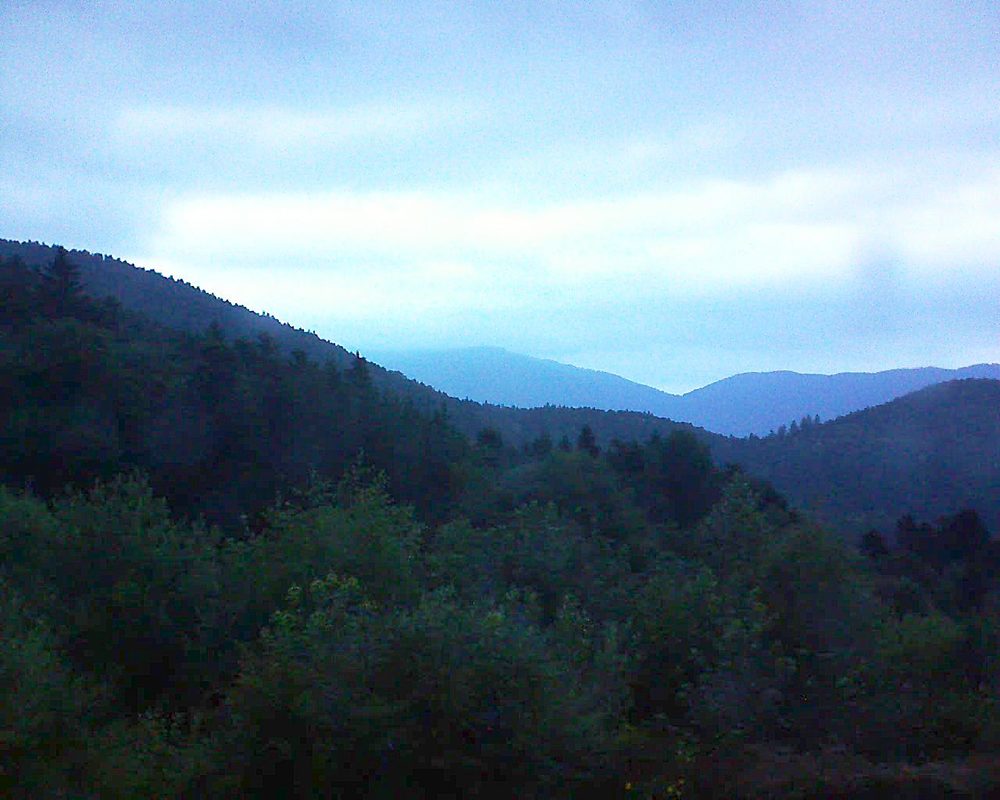 Le petit ballon vu depuis le Domaine Langmatt à Murbach le 29.06.2018 à 05:45 Le petit ballon (Alsace, Vosges) le 29.06.2018 à 05:45