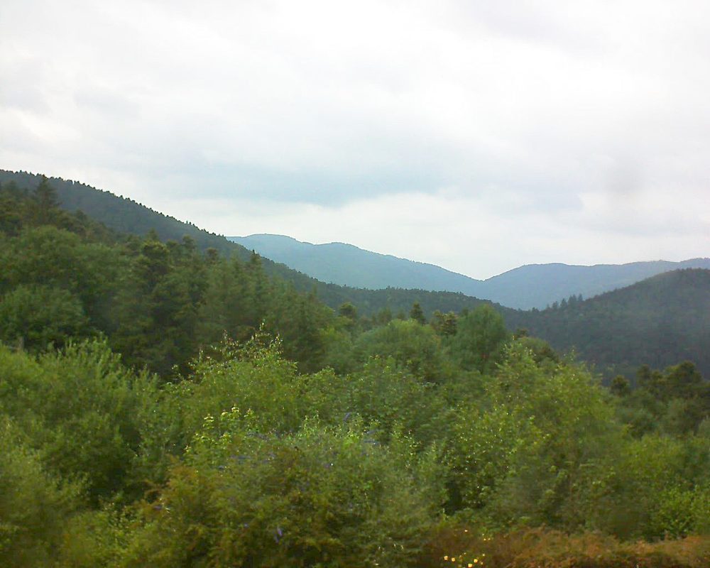 Le petit ballon vu depuis le Domaine Langmatt à Murbach le 29.06.2018 à 15:15 Le petit ballon (Alsace, Vosges) le 29.06.2018 à 15:15