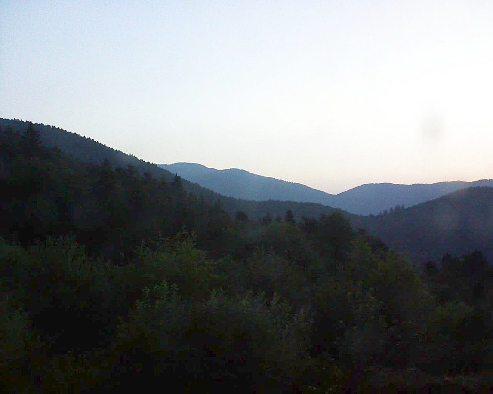 Le petit ballon vu depuis le Domaine Langmatt à Murbach le 30.06.2018 à 05:15 Le petit ballon (Alsace, Vosges) le 30.06.2018 à 05:15