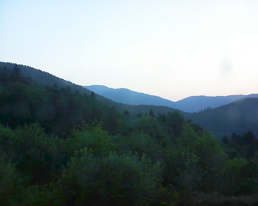 Le petit ballon vu depuis le Domaine Langmatt à Murbach le 30.06.2018 à 05:45 Le petit ballon (Alsace, Vosges) le 30.06.2018 à 05:45