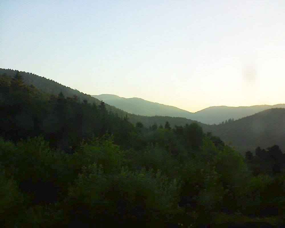 Le petit ballon vu depuis le Domaine Langmatt à Murbach le 30.06.2018 à 06:15 Le petit ballon (Alsace, Vosges) le 30.06.2018 à 06:15