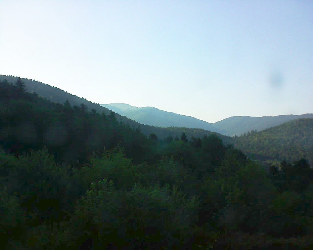 Le petit ballon vu depuis le Domaine Langmatt à Murbach le 30.06.2018 à 19:30 Le petit ballon (Alsace, Vosges) le 30.06.2018 à 19:30