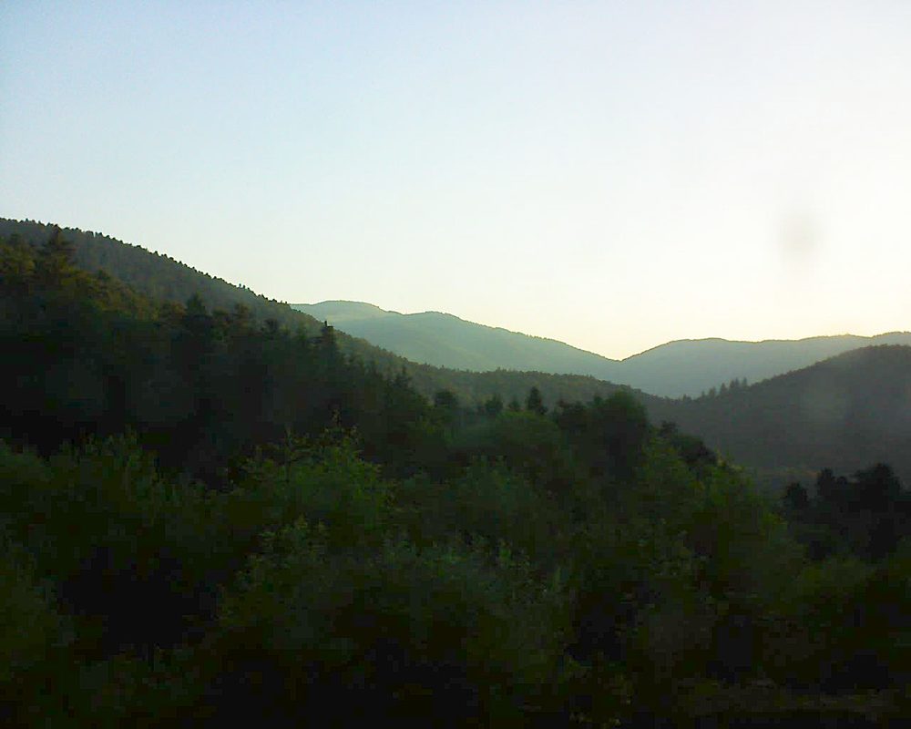 Le petit ballon vu depuis le Domaine Langmatt à Murbach le 01.07.2018 à 06:30 Le petit ballon (Alsace, Vosges) le 01.07.2018 à 06:30