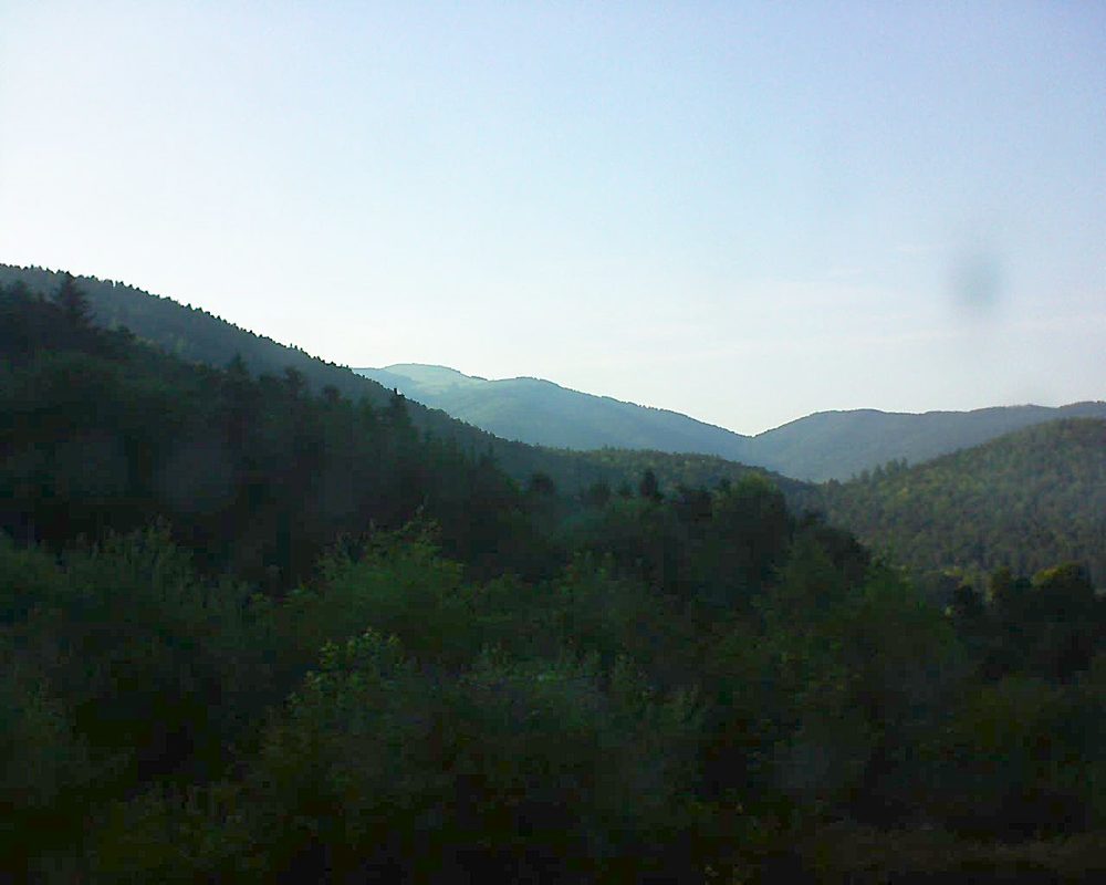 Le petit ballon vu depuis le Domaine Langmatt à Murbach le 01.07.2018 à 19:15 Le petit ballon (Alsace, Vosges) le 01.07.2018 à 19:15
