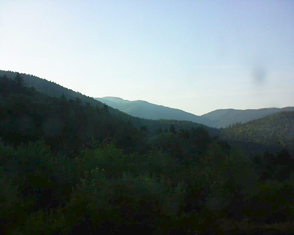 Le petit ballon vu depuis le Domaine Langmatt à Murbach le 01.07.2018 à 19:45 Le petit ballon (Alsace, Vosges) le 01.07.2018 à 19:45