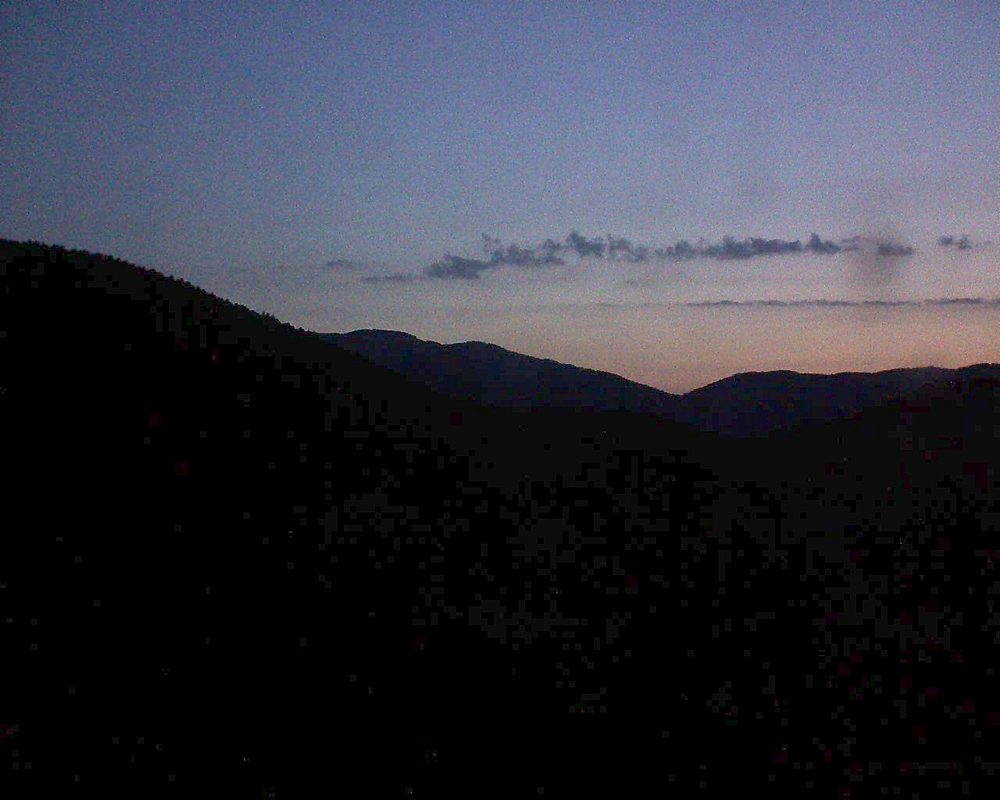 Le petit ballon vu depuis le Domaine Langmatt à Murbach le 02.07.2018 à 05:00 Le petit ballon (Alsace, Vosges) le 02.07.2018 à 05:00