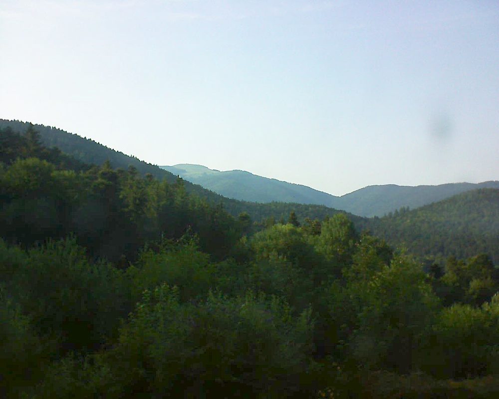 Le petit ballon vu depuis le Domaine Langmatt à Murbach le 02.07.2018 à 19:00 Le petit ballon (Alsace, Vosges) le 02.07.2018 à 19:00