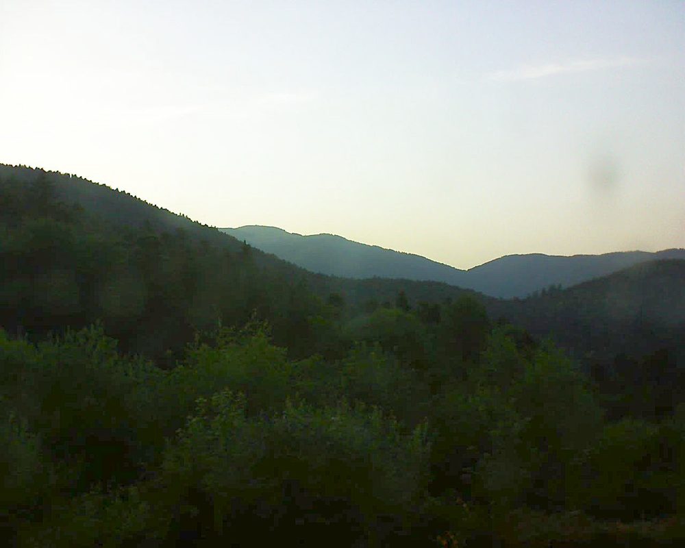 Le petit ballon vu depuis le Domaine Langmatt à Murbach le 02.07.2018 à 20:45 Le petit ballon (Alsace, Vosges) le 02.07.2018 à 20:45