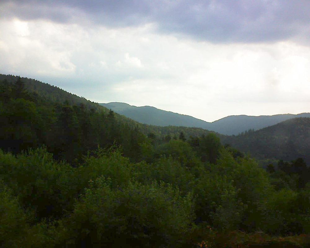 Le petit ballon vu depuis le Domaine Langmatt à Murbach le 03.07.2018 à 07:30 Le petit ballon (Alsace, Vosges) le 03.07.2018 à 07:30