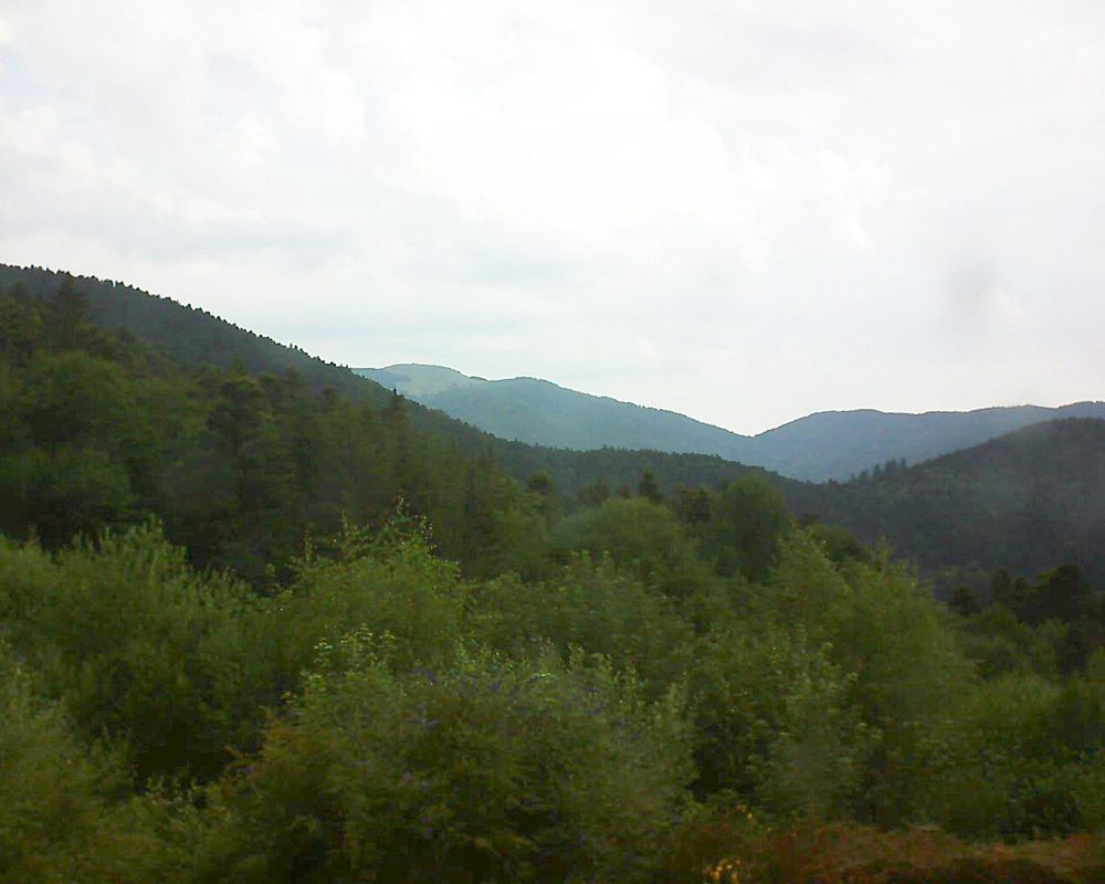 Le petit ballon vu depuis le Domaine Langmatt à Murbach le 03.07.2018 à 09:00 Le petit ballon (Alsace, Vosges) le 03.07.2018 à 09:00