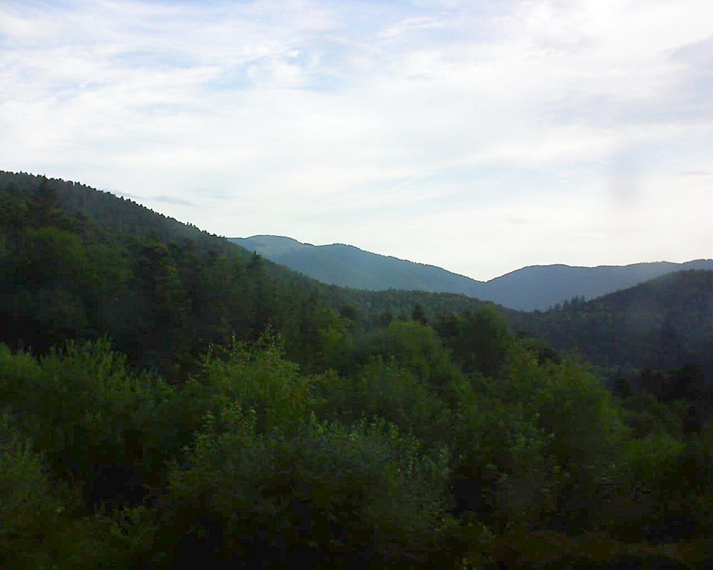 Le petit ballon vu depuis le Domaine Langmatt à Murbach le 04.07.2018 à 08:00 Le petit ballon (Alsace, Vosges) le 04.07.2018 à 08:00