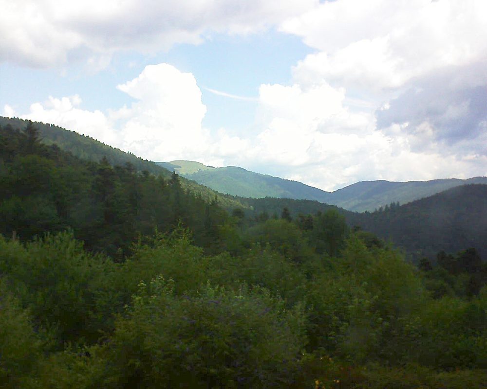 Le petit ballon vu depuis le Domaine Langmatt à Murbach le 04.07.2018 à 11:15 Le petit ballon (Alsace, Vosges) le 04.07.2018 à 11:15