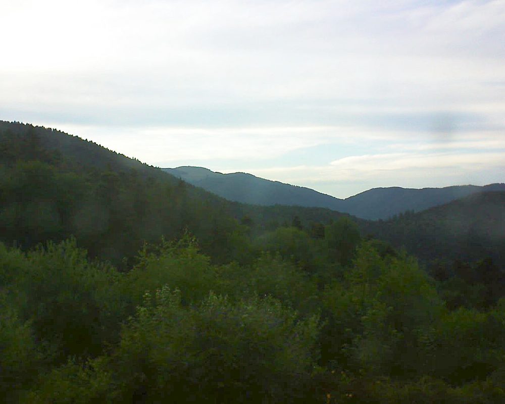 Le petit ballon vu depuis le Domaine Langmatt à Murbach le 04.07.2018 à 20:45 Le petit ballon (Alsace, Vosges) le 04.07.2018 à 20:45