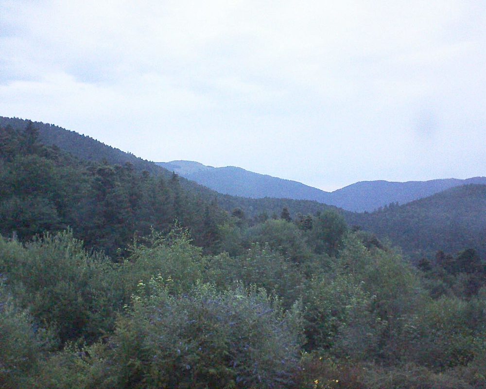 Le petit ballon vu depuis le Domaine Langmatt à Murbach le 05.07.2018 à 05:45 Le petit ballon (Alsace, Vosges) le 05.07.2018 à 05:45
