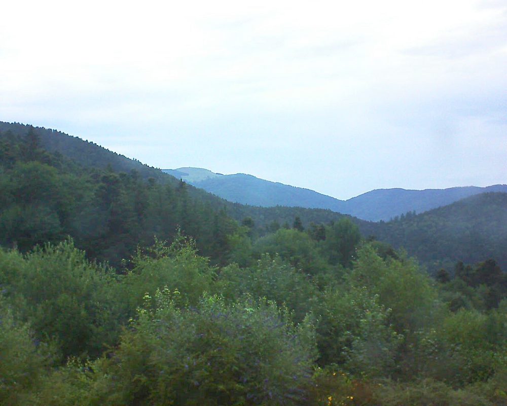 Le petit ballon vu depuis le Domaine Langmatt à Murbach le 05.07.2018 à 06:15 Le petit ballon (Alsace, Vosges) le 05.07.2018 à 06:15