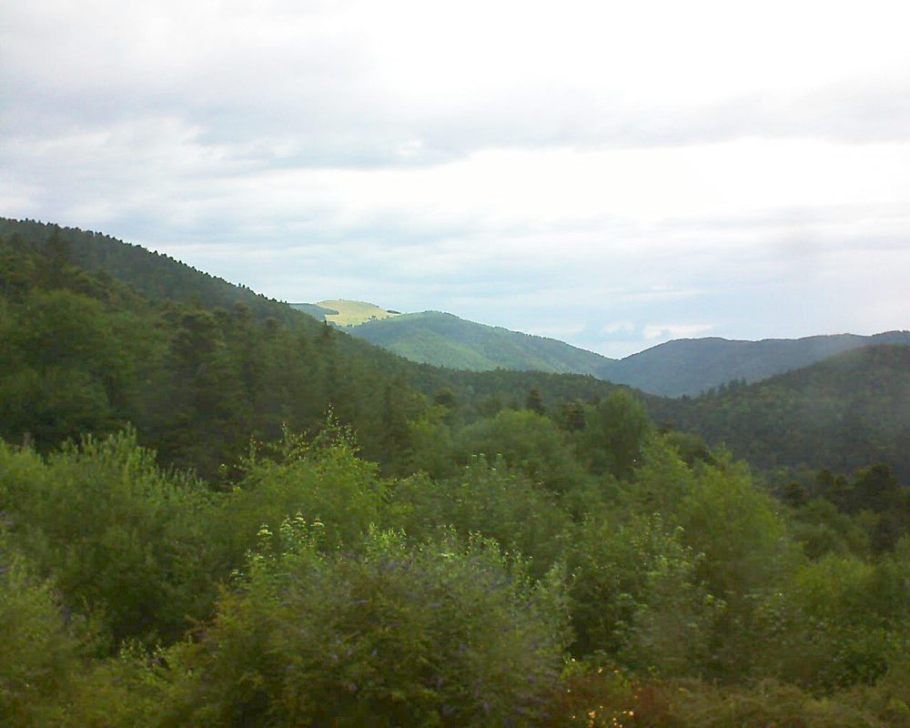 Le petit ballon vu depuis le Domaine Langmatt à Murbach le 05.07.2018 à 08:00 Le petit ballon (Alsace, Vosges) le 05.07.2018 à 08:00