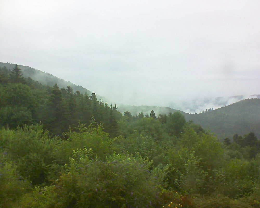 Le petit ballon vu depuis le Domaine Langmatt à Murbach le 05.07.2018 à 11:45 Le petit ballon (Alsace, Vosges) le 05.07.2018 à 11:45