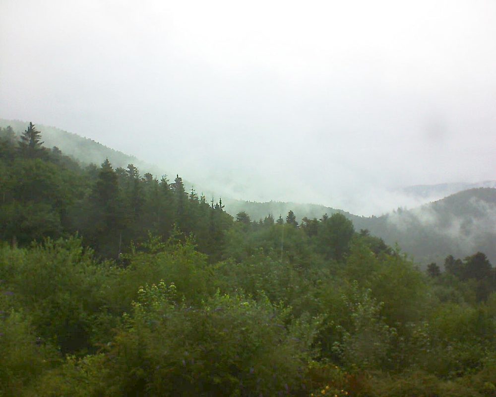 Le petit ballon vu depuis le Domaine Langmatt à Murbach le 05.07.2018 à 12:00 Le petit ballon (Alsace, Vosges) le 05.07.2018 à 12:00