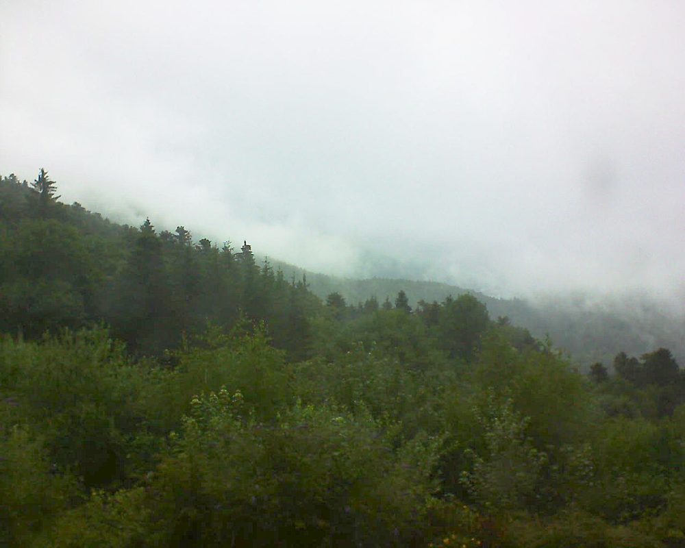 Le petit ballon vu depuis le Domaine Langmatt à Murbach le 05.07.2018 à 13:30 Le petit ballon (Alsace, Vosges) le 05.07.2018 à 13:30