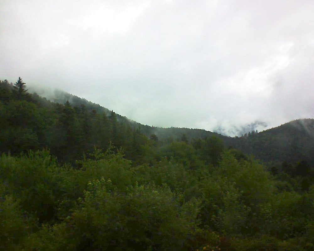 Le petit ballon vu depuis le Domaine Langmatt à Murbach le 05.07.2018 à 15:30 Le petit ballon (Alsace, Vosges) le 05.07.2018 à 15:30