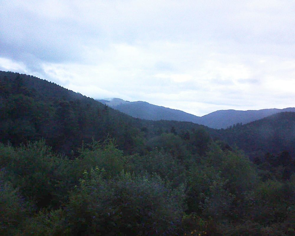 Le petit ballon vu depuis le Domaine Langmatt à Murbach le 06.07.2018 à 05:45 Le petit ballon (Alsace, Vosges) le 06.07.2018 à 05:45
