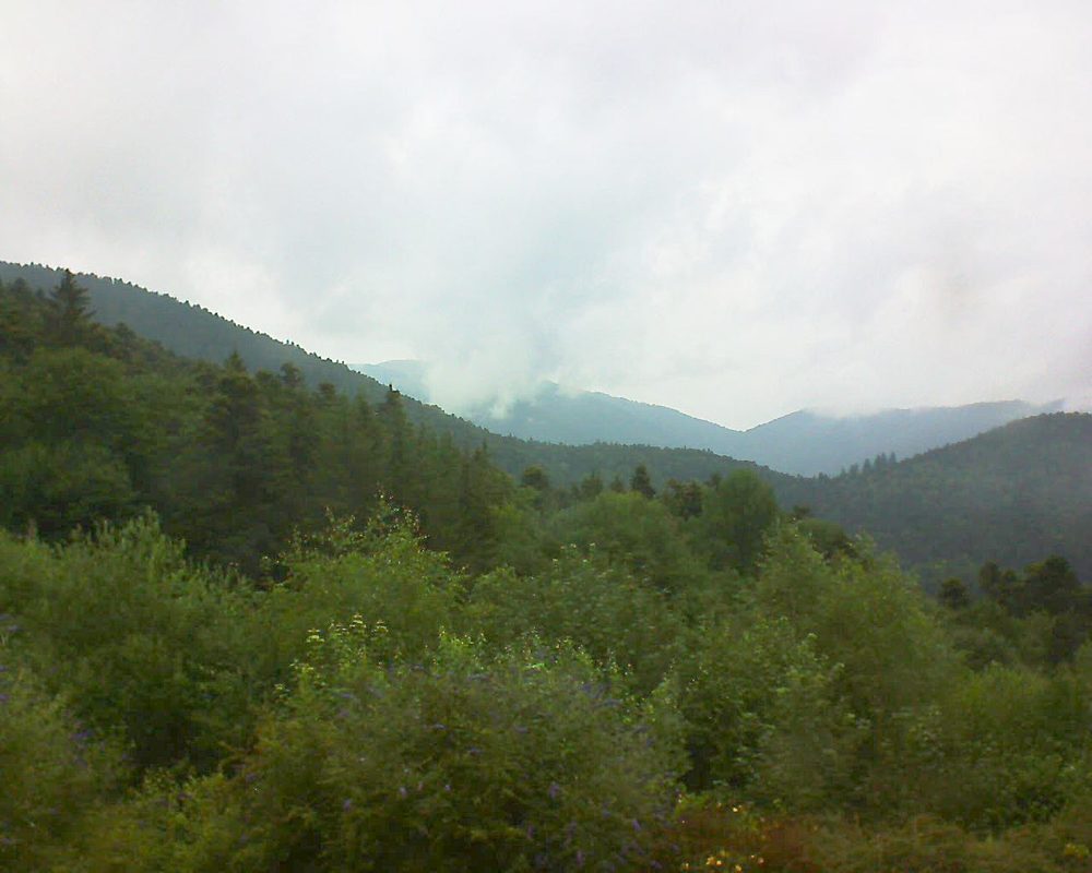Le petit ballon vu depuis le Domaine Langmatt à Murbach le 06.07.2018 à 11:45 Le petit ballon (Alsace, Vosges) le 06.07.2018 à 11:45