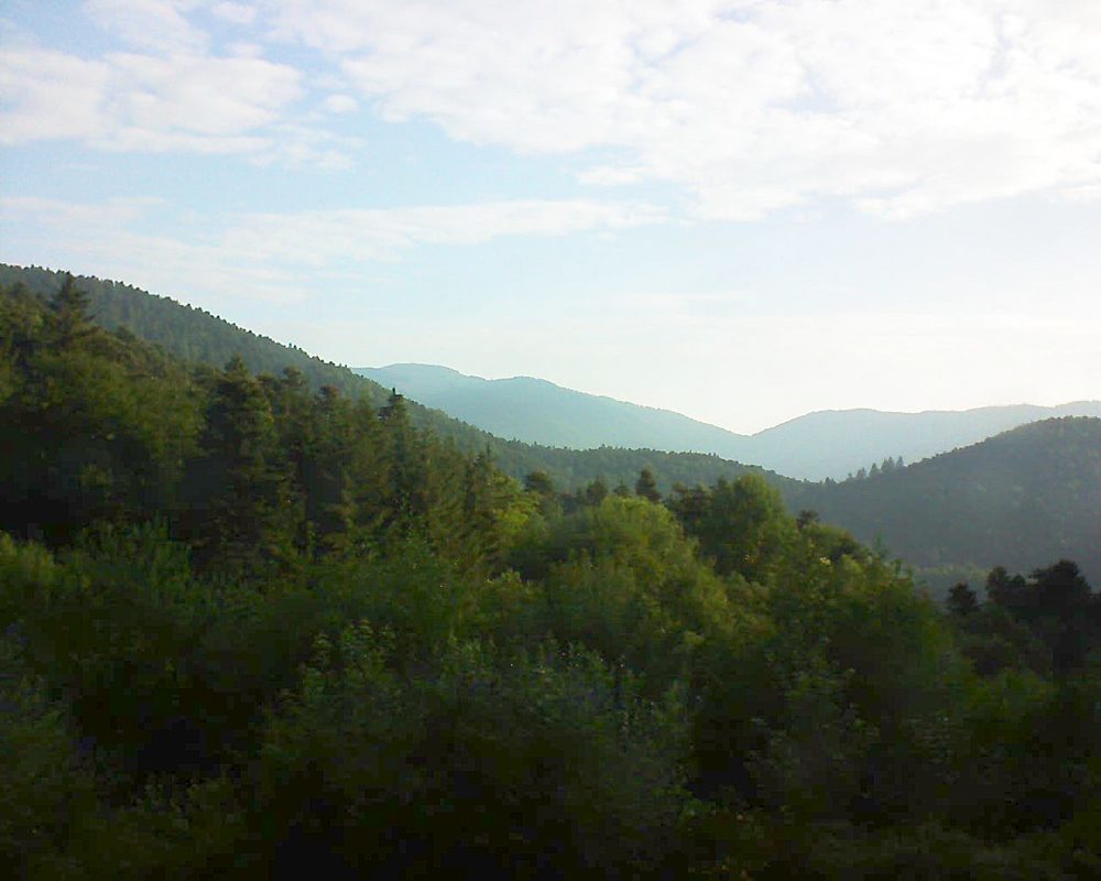 Le petit ballon vu depuis le Domaine Langmatt à Murbach le 07.07.2018 à 07:30 Le petit ballon (Alsace, Vosges) le 07.07.2018 à 07:30