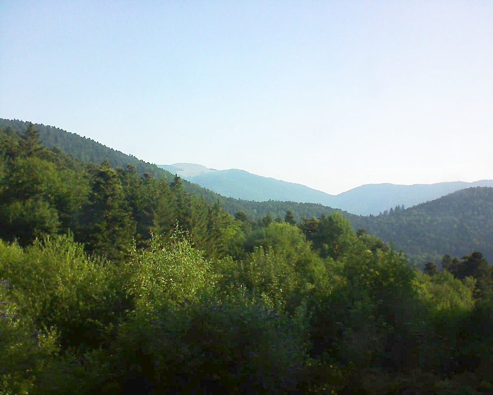 Le petit ballon vu depuis le Domaine Langmatt à Murbach le 07.07.2018 à 08:30 Le petit ballon (Alsace, Vosges) le 07.07.2018 à 08:30