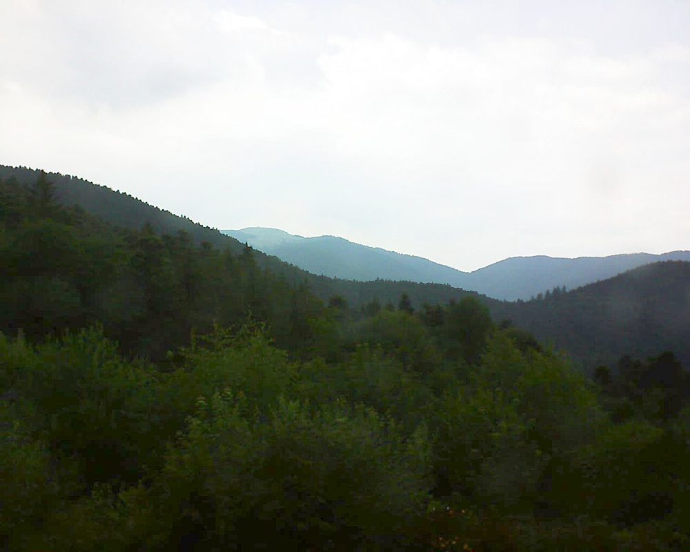 Le petit ballon vu depuis le Domaine Langmatt à Murbach le 07.07.2018 à 14:15 Le petit ballon (Alsace, Vosges) le 07.07.2018 à 14:15
