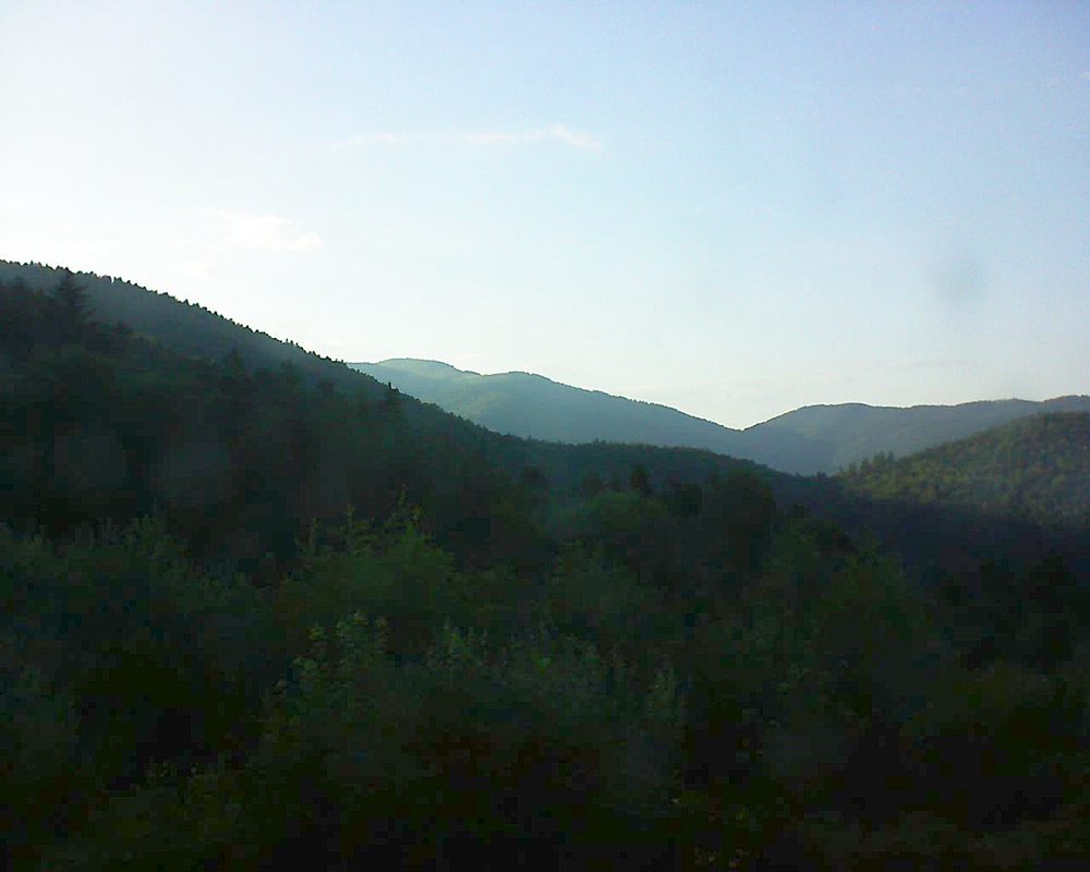 Le petit ballon vu depuis le Domaine Langmatt à Murbach le 08.07.2018 à 20:00 Le petit ballon (Alsace, Vosges) le 08.07.2018 à 20:00