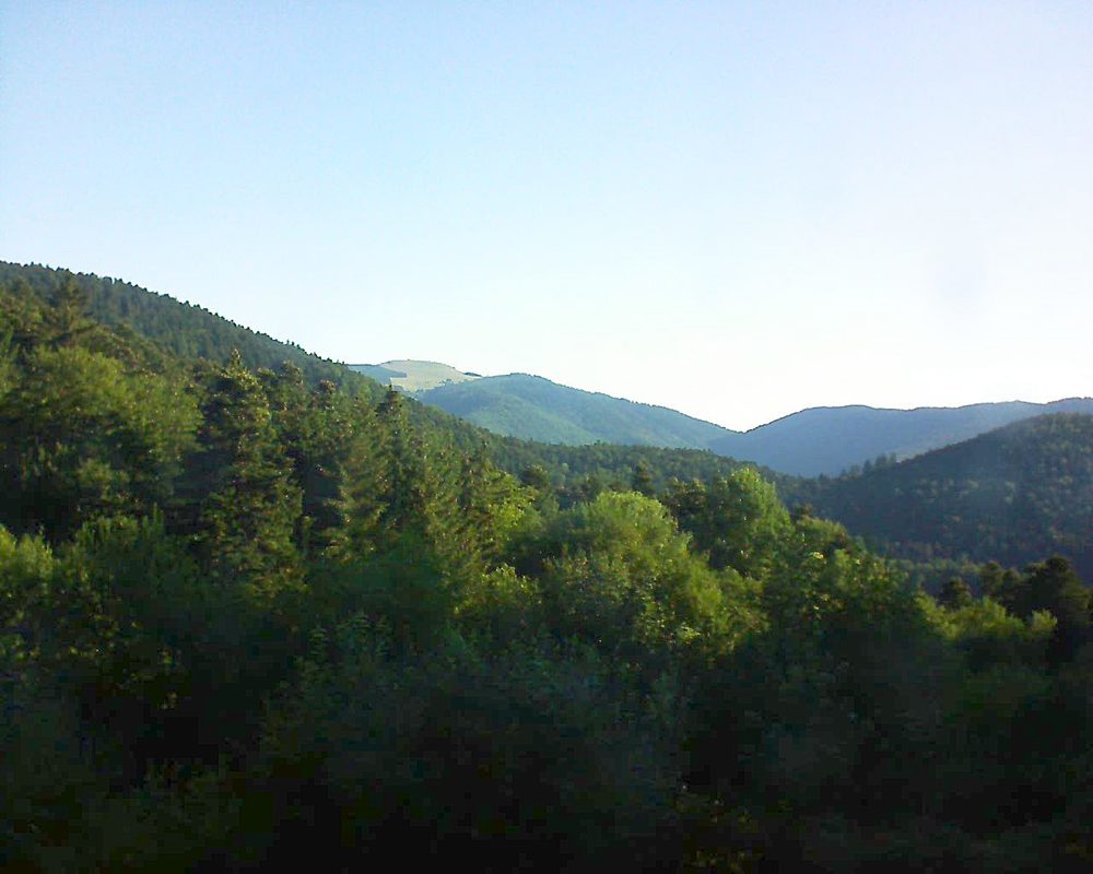Le petit ballon vu depuis le Domaine Langmatt à Murbach le 09.07.2018 à 07:45 Le petit ballon (Alsace, Vosges) le 09.07.2018 à 07:45