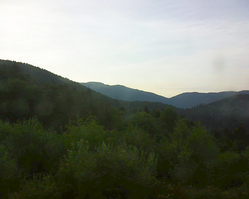 Le petit ballon vu depuis le Domaine Langmatt à Murbach le 09.07.2018 à 21:00 Le petit ballon (Alsace, Vosges) le 09.07.2018 à 21:00