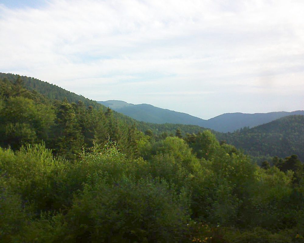 Le petit ballon vu depuis le Domaine Langmatt à Murbach le 10.07.2018 à 08:00 Le petit ballon (Alsace, Vosges) le 10.07.2018 à 08:00