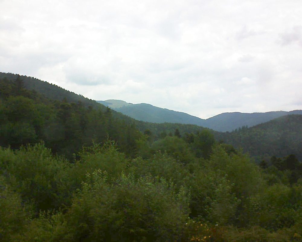 Le petit ballon vu depuis le Domaine Langmatt à Murbach le 10.07.2018 à 11:45 Le petit ballon (Alsace, Vosges) le 10.07.2018 à 11:45