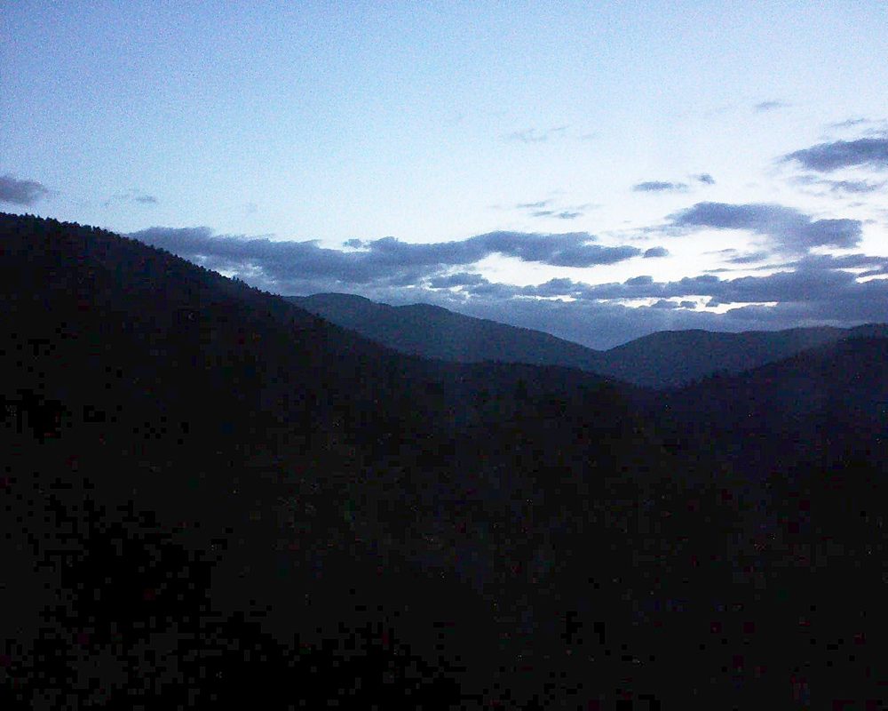 Le petit ballon vu depuis le Domaine Langmatt à Murbach le 11.07.2018 à 05:15 Le petit ballon (Alsace, Vosges) le 11.07.2018 à 05:15