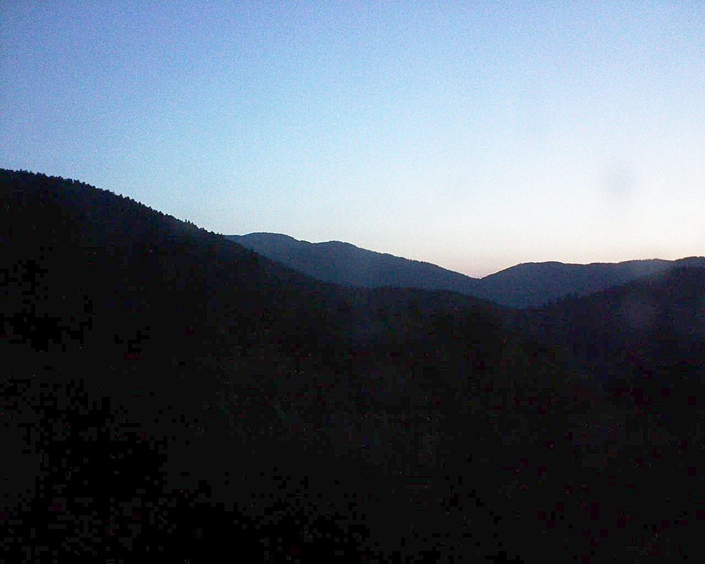 Le petit ballon vu depuis le Domaine Langmatt à Murbach le 12.07.2018 à 05:15 Le petit ballon (Alsace, Vosges) le 12.07.2018 à 05:15