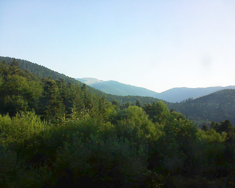 Le petit ballon vu depuis le Domaine Langmatt à Murbach le 12.07.2018 à 08:00 Le petit ballon (Alsace, Vosges) le 12.07.2018 à 08:00