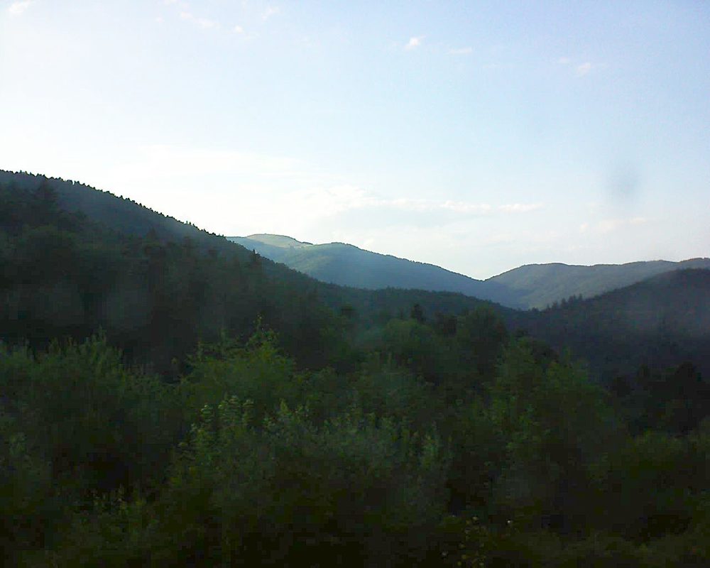 Le petit ballon vu depuis le Domaine Langmatt à Murbach le 13.07.2018 à 19:45 Le petit ballon (Alsace, Vosges) le 13.07.2018 à 19:45