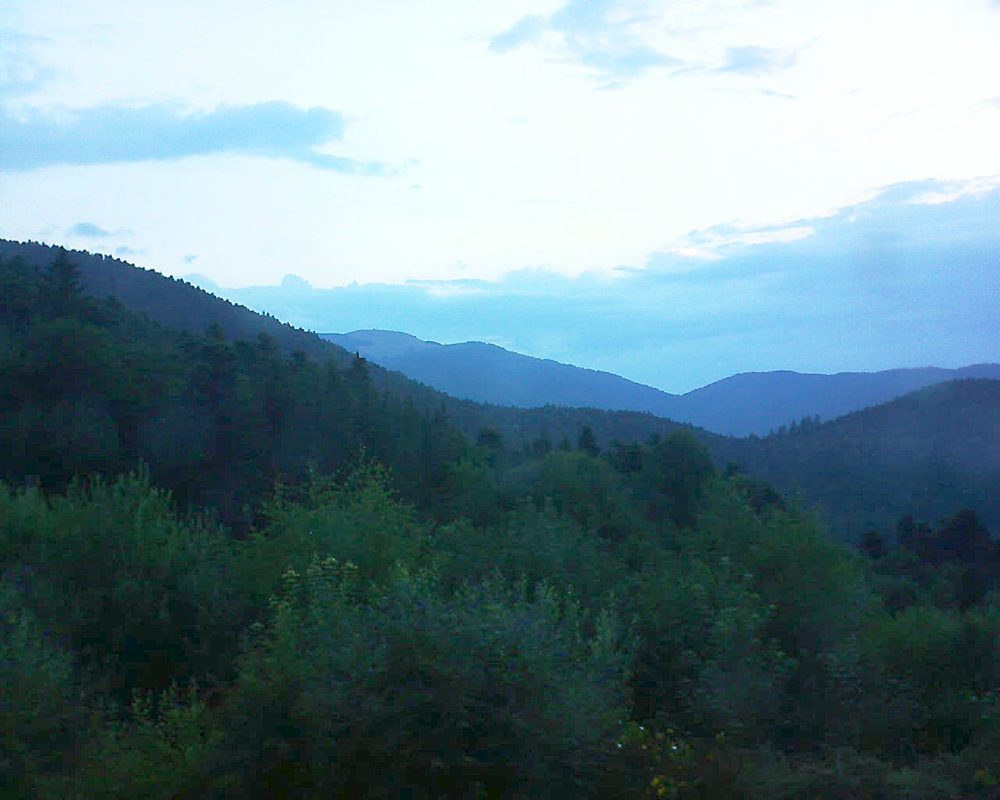 Le petit ballon vu depuis le Domaine Langmatt à Murbach le 15.07.2018 à 06:00 Le petit ballon (Alsace, Vosges) le 15.07.2018 à 06:00