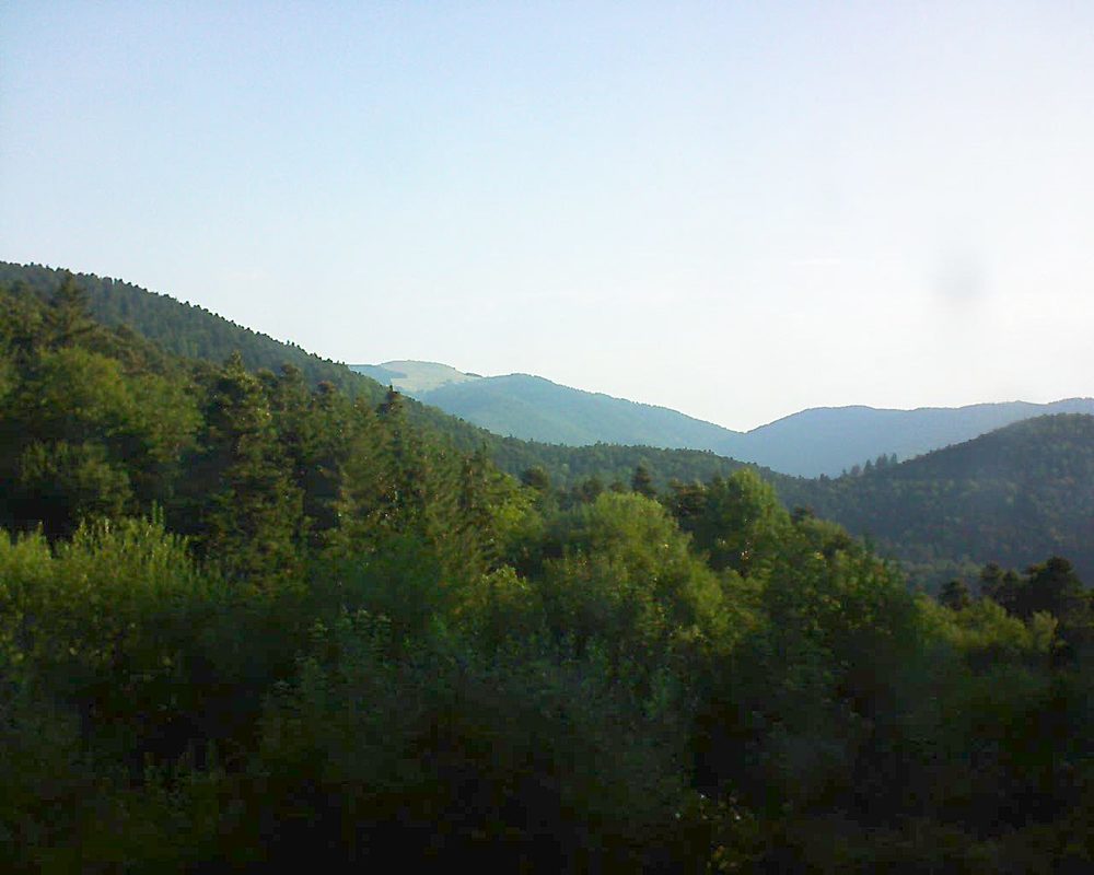 Le petit ballon vu depuis le Domaine Langmatt à Murbach le 15.07.2018 à 08:00 Le petit ballon (Alsace, Vosges) le 15.07.2018 à 08:00