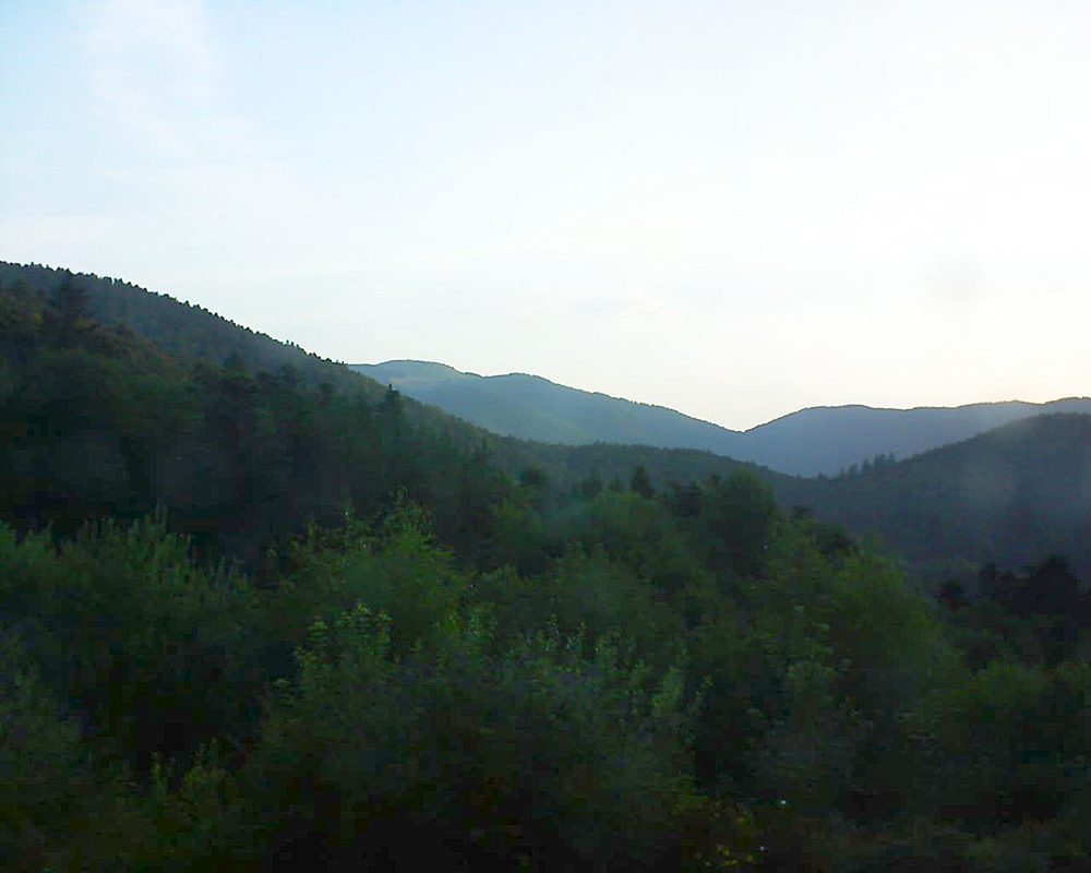 Le petit ballon vu depuis le Domaine Langmatt à Murbach le 17.07.2018 à 06:30 Le petit ballon (Alsace, Vosges) le 17.07.2018 à 06:30