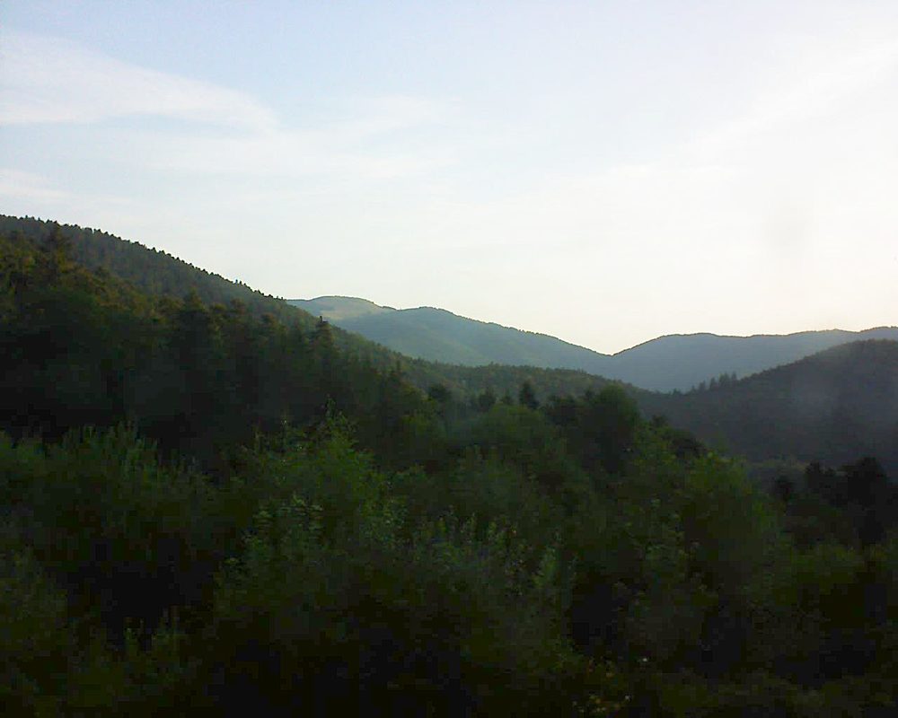 Le petit ballon vu depuis le Domaine Langmatt à Murbach le 17.07.2018 à 07:00 Le petit ballon (Alsace, Vosges) le 17.07.2018 à 07:00