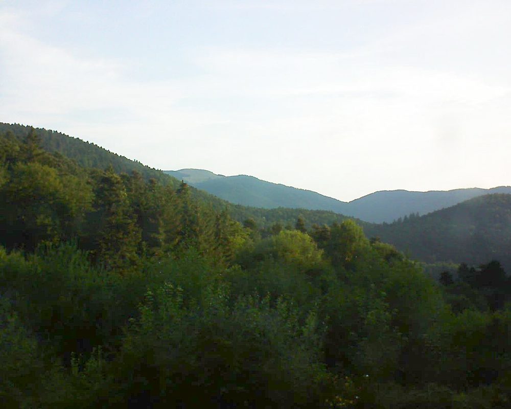 Le petit ballon vu depuis le Domaine Langmatt à Murbach le 17.07.2018 à 07:30 Le petit ballon (Alsace, Vosges) le 17.07.2018 à 07:30