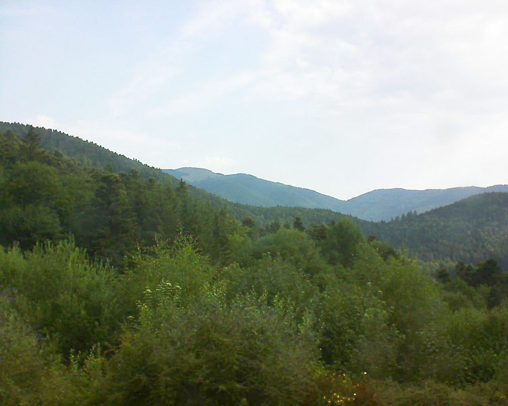 Le petit ballon vu depuis le Domaine Langmatt à Murbach le 17.07.2018 à 09:15 Le petit ballon (Alsace, Vosges) le 17.07.2018 à 09:15