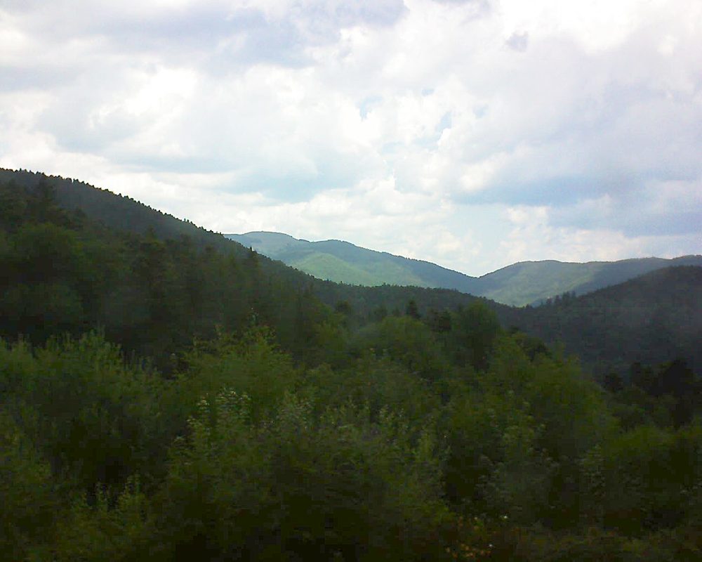 Le petit ballon vu depuis le Domaine Langmatt à Murbach le 17.07.2018 à 13:15 Le petit ballon (Alsace, Vosges) le 17.07.2018 à 13:15