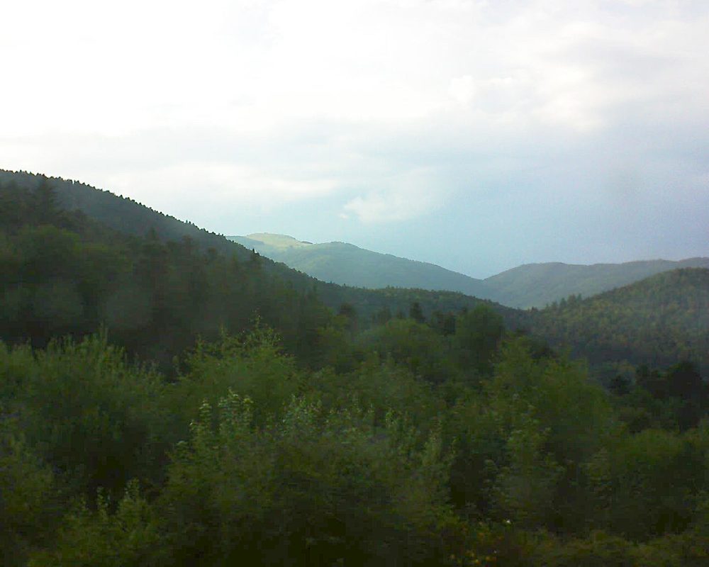 Le petit ballon vu depuis le Domaine Langmatt à Murbach le 17.07.2018 à 19:30 Le petit ballon (Alsace, Vosges) le 17.07.2018 à 19:30