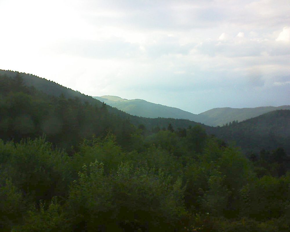 Le petit ballon vu depuis le Domaine Langmatt à Murbach le 17.07.2018 à 19:45 Le petit ballon (Alsace, Vosges) le 17.07.2018 à 19:45