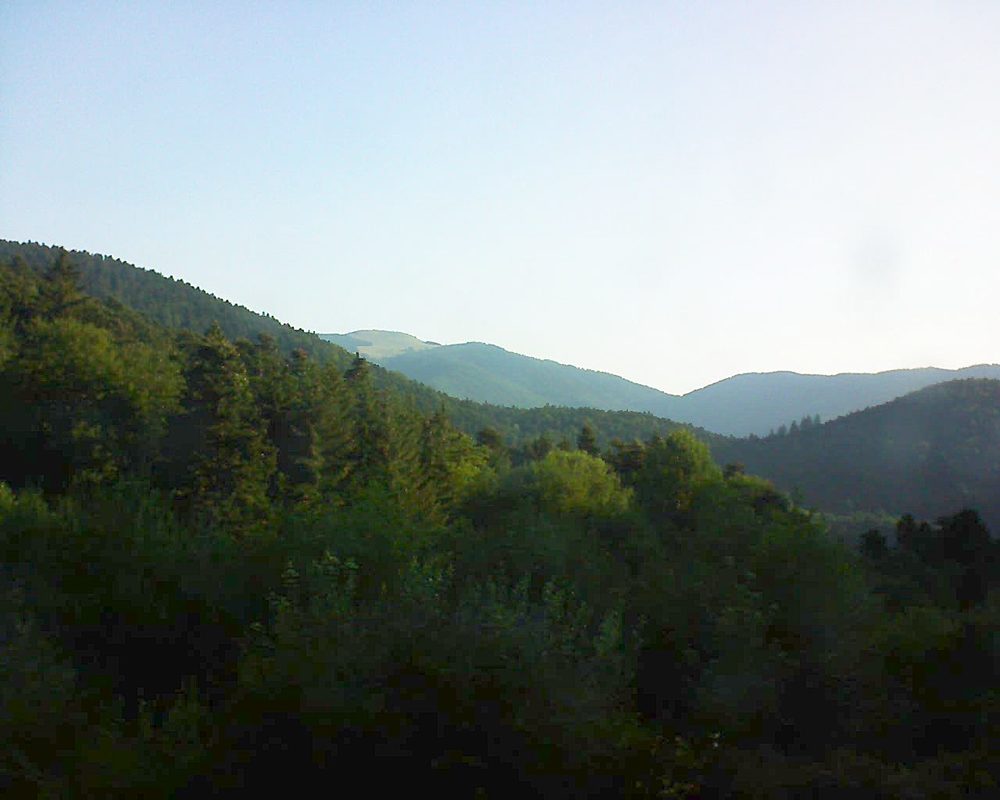 Le petit ballon vu depuis le Domaine Langmatt à Murbach le 18.07.2018 à 07:30 Le petit ballon (Alsace, Vosges) le 18.07.2018 à 07:30