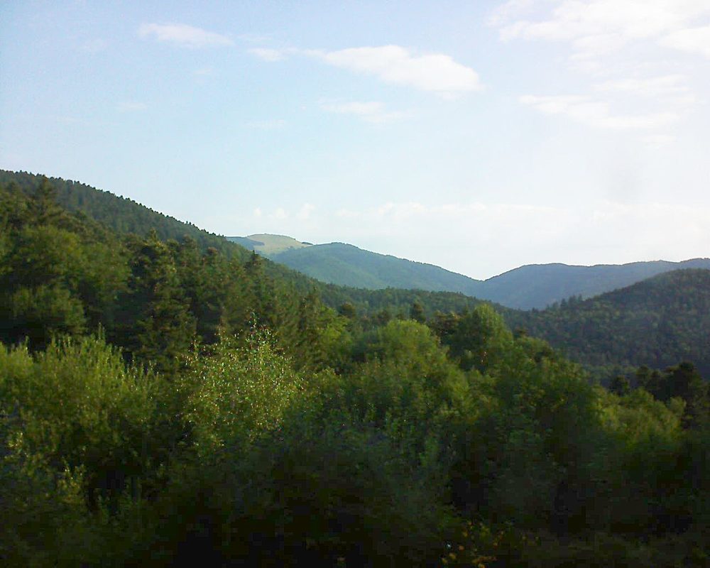 Le petit ballon vu depuis le Domaine Langmatt à Murbach le 19.07.2018 à 08:30 Le petit ballon (Alsace, Vosges) le 19.07.2018 à 08:30