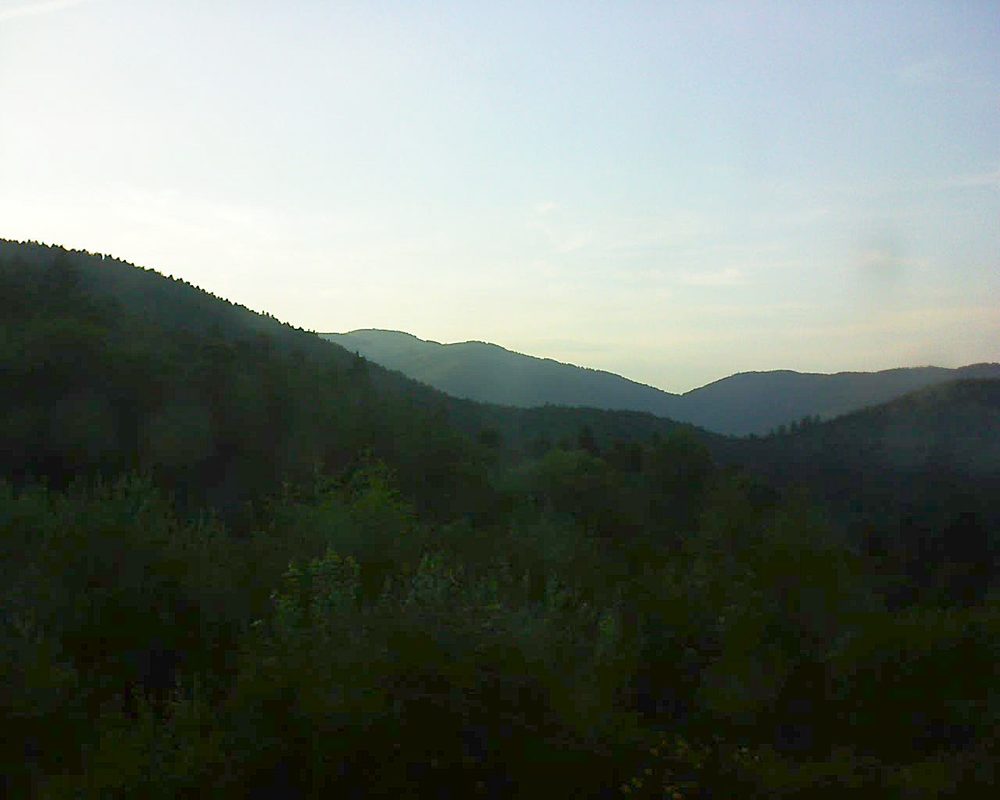 Le petit ballon vu depuis le Domaine Langmatt à Murbach le 19.07.2018 à 20:30 Le petit ballon (Alsace, Vosges) le 19.07.2018 à 20:30